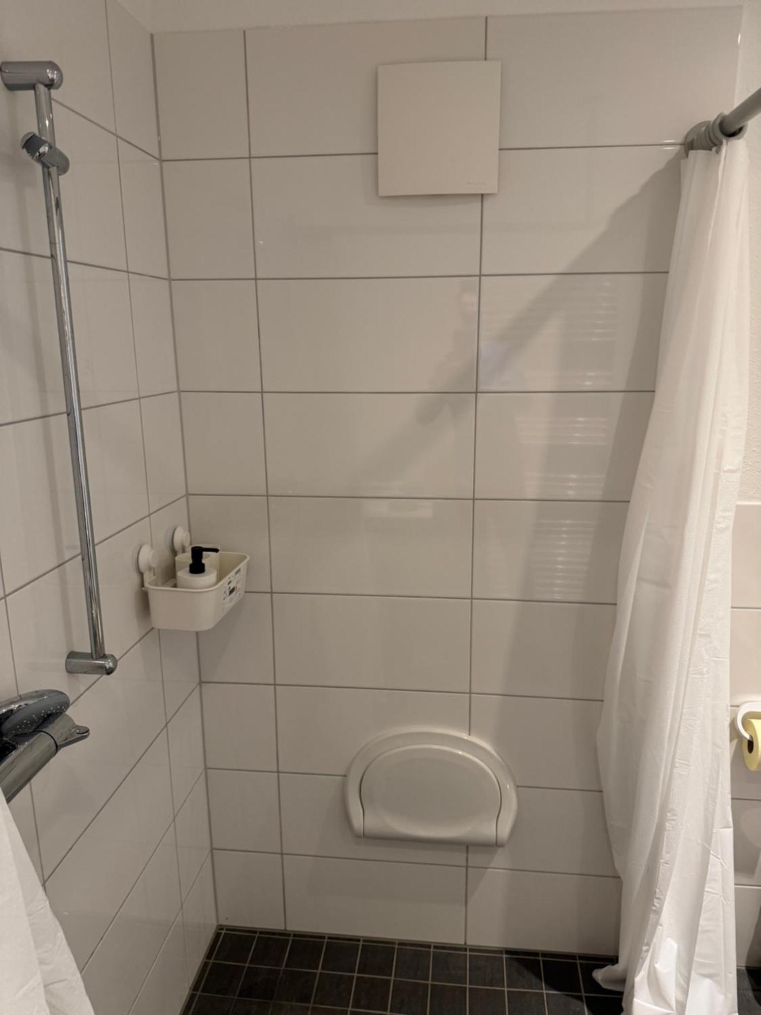 Barrierefreie Wohnung Im Herzen Der Stadt Mit Parkplatz, Wifi Und Tv - Emma Werne Eksteriør bilde